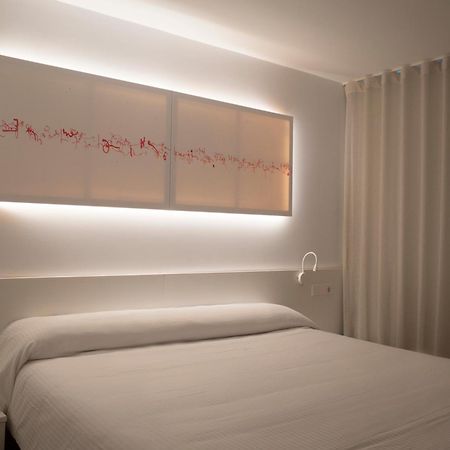 Hotel Moon Dreams Paraiso - Adults Recommended Es Cana Exterior foto